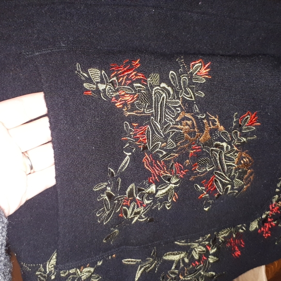 GabbyIsabella Boiled wool cardigan. Size small/med - Picture 6 of 6